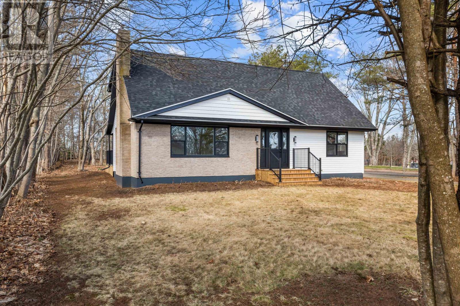 33 Wood Island Road, Montague, Prince Edward Island  C0A 1R0 - Photo 4 - 202608613