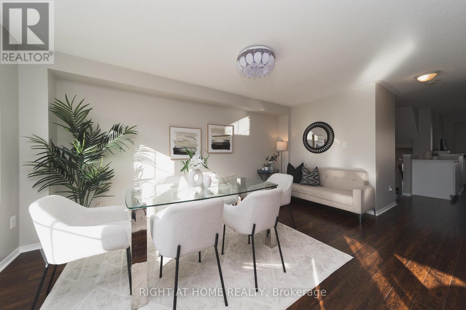 1251 Lamont Crescent, Milton, Ontario  L9T 6W4 - Photo 4 - W13043922