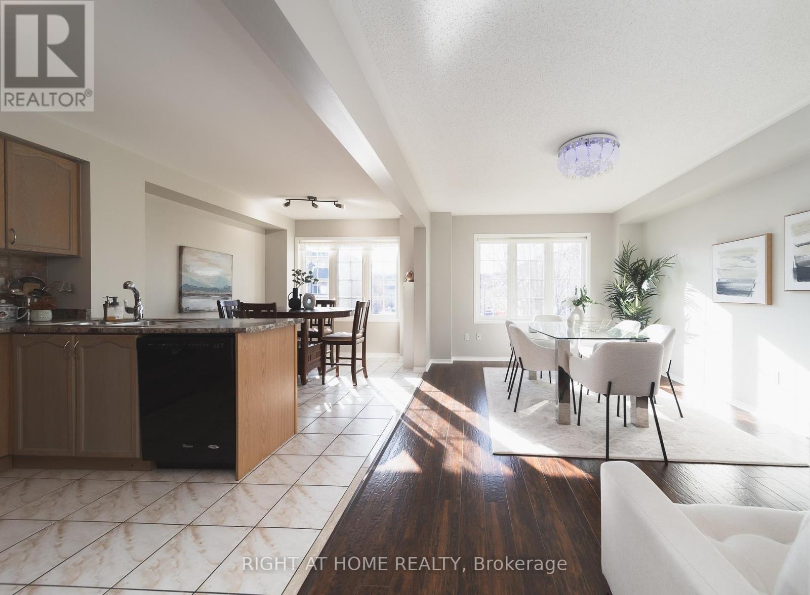 1251 Lamont Crescent, Milton, Ontario  L9T 6W4 - Photo 7 - W13043922