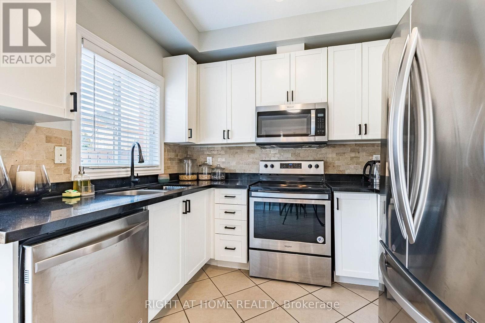 222 Andrews Trail, Milton, Ontario  L9T 6S7 - Photo 18 - W13043946