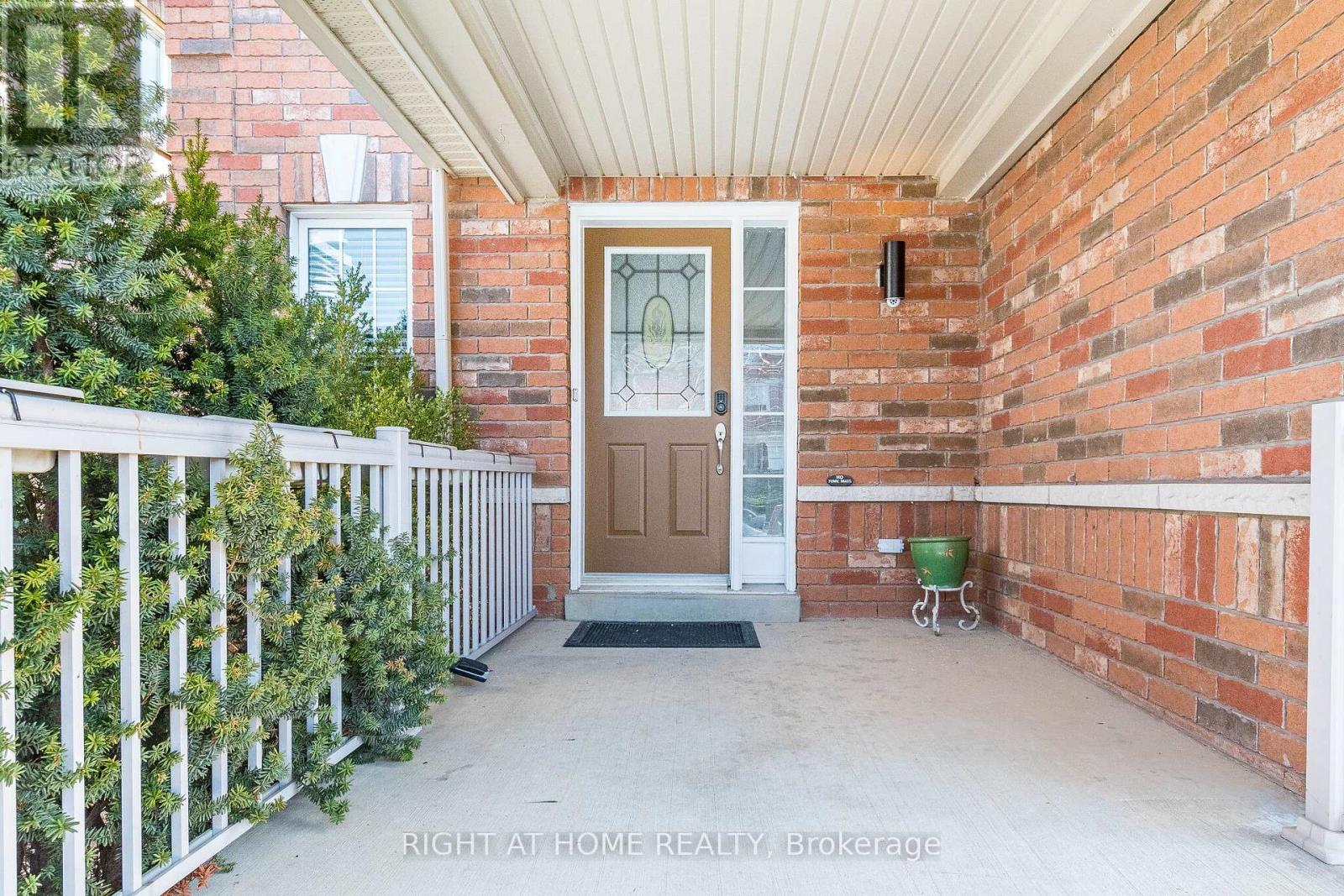 222 Andrews Trail, Milton, Ontario  L9T 6S7 - Photo 7 - W13043946