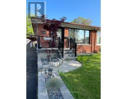 2403 BARCLAY ROAD, Burlington, Ontario