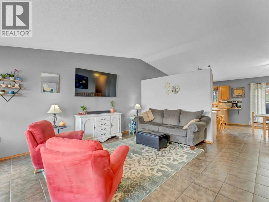 78 Stein Close Se, Medicine Hat, Alberta  T1B 4M8 - Photo 5 - A2304585