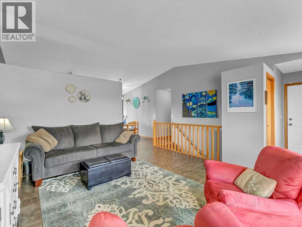 78 Stein Close Se, Medicine Hat, Alberta  T1B 4M8 - Photo 7 - A2304585