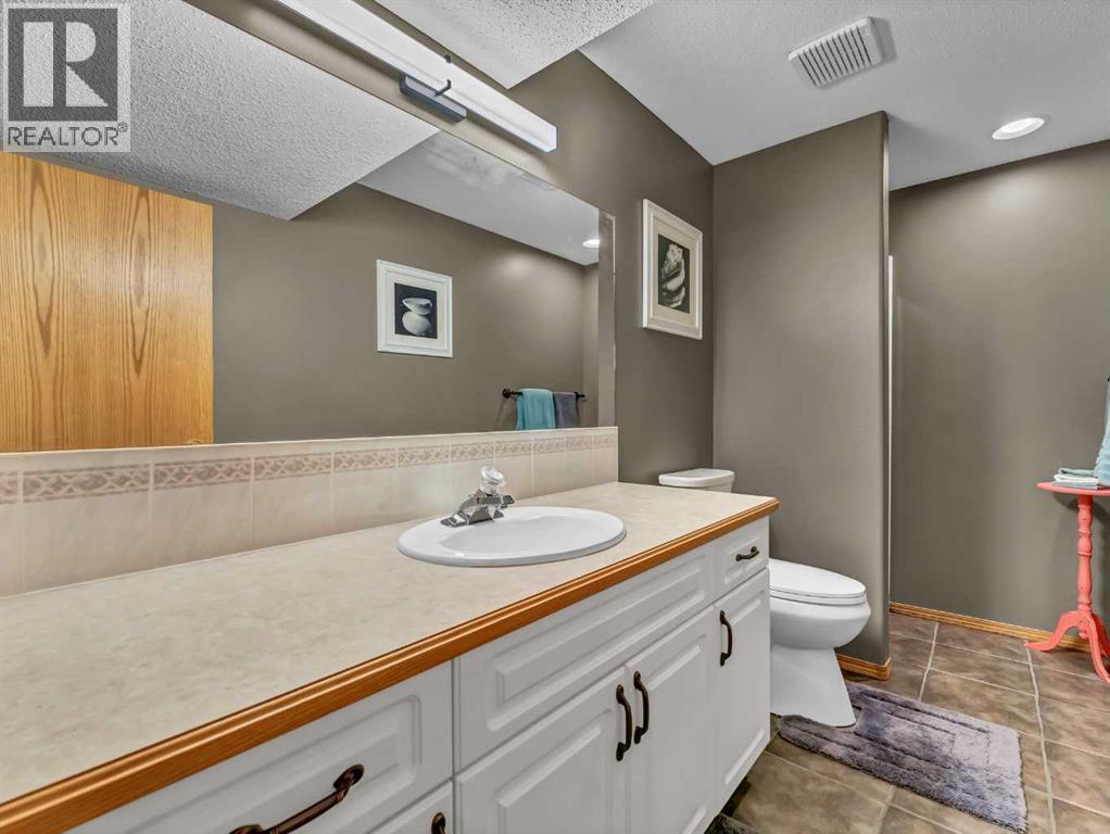 78 Stein Close Se, Medicine Hat, Alberta  T1B 4M8 - Photo 35 - A2304585