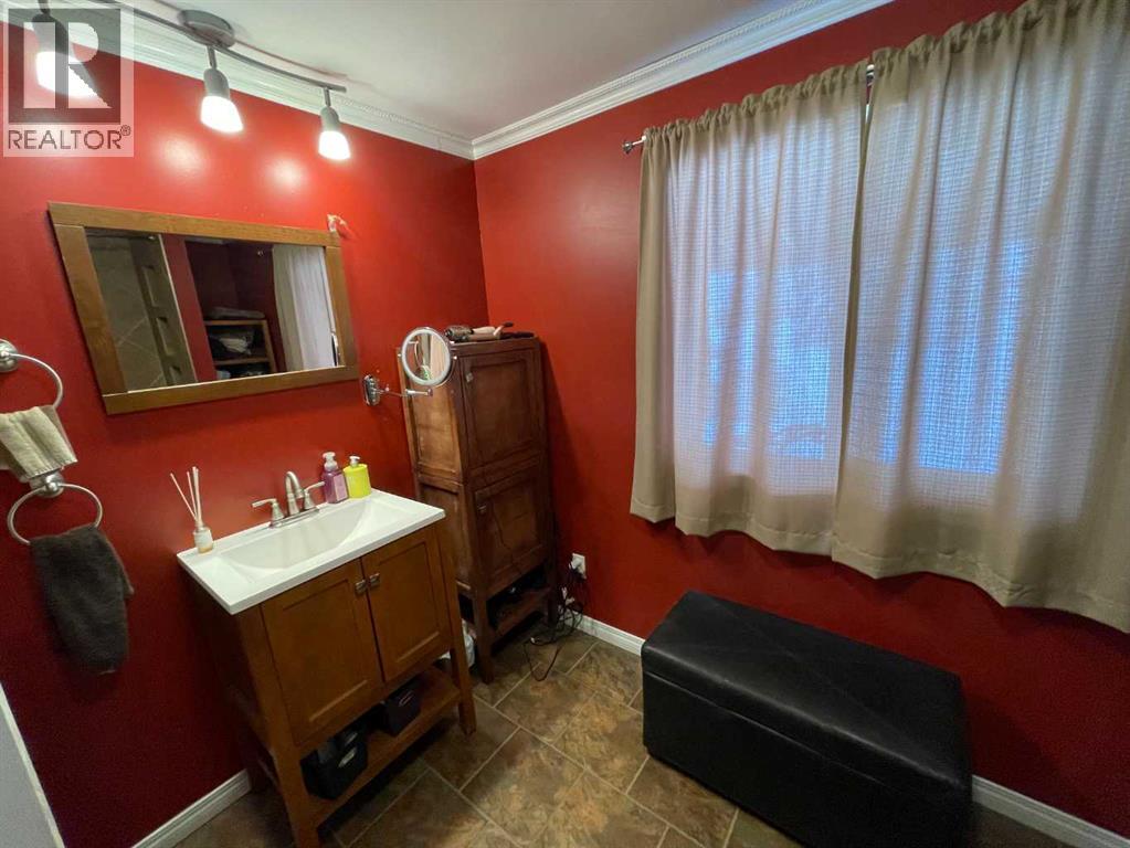 501 23 Street, Didsbury, Alberta  T0M 0W0 - Photo 17 - A2301701