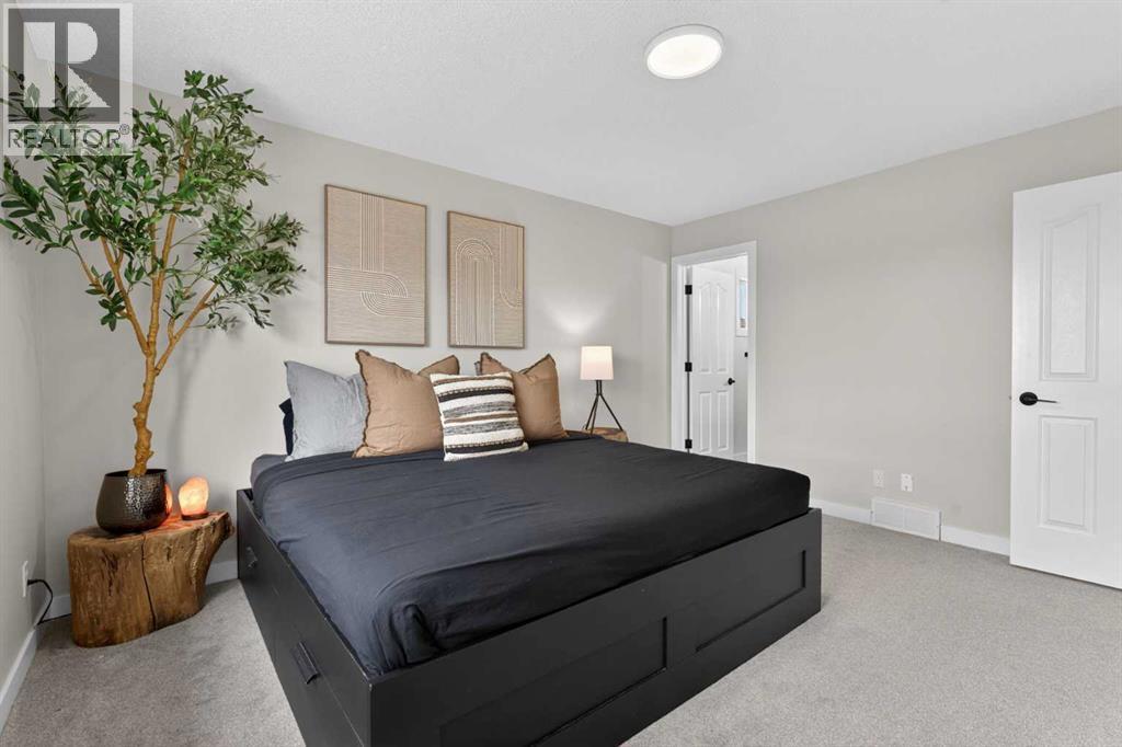 10 Somerglen Crescent Sw, Calgary, Alberta  T2Y 3L6 - Photo 23 - A2302628