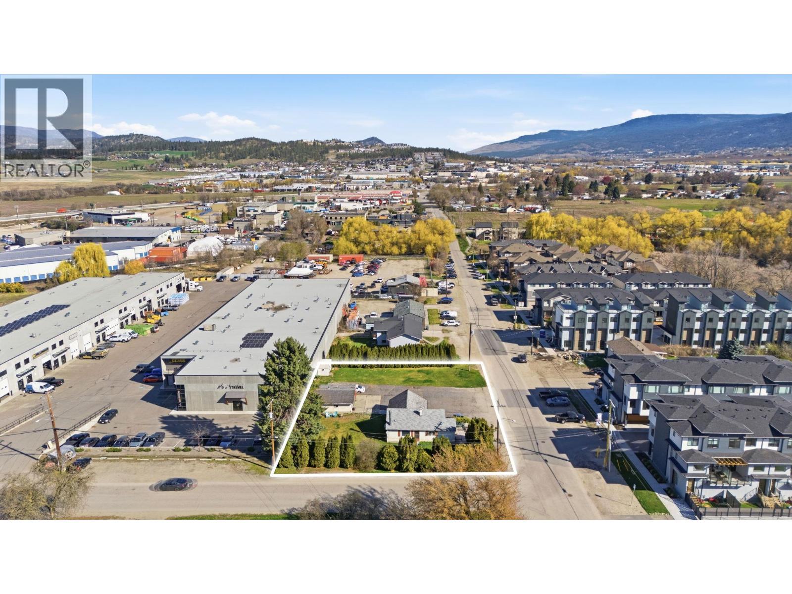 1244 Findlay Road, Kelowna, British Columbia  V1X 5B2 - Photo 3 - 10384790