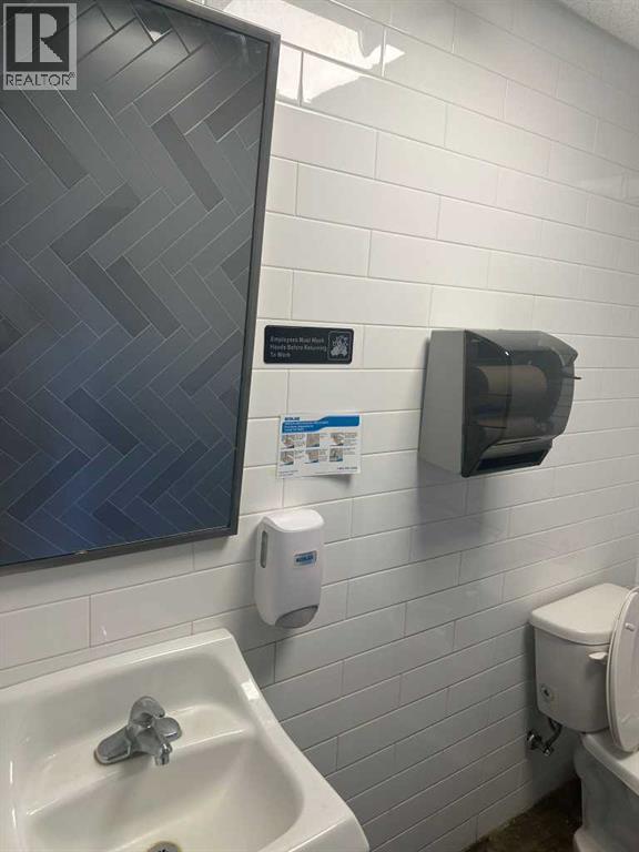 Unknown Address, ,    - Photo 7 - A2305157