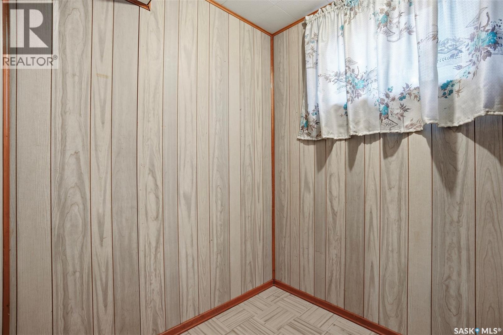 143 102nd Street W, Saskatoon, Saskatchewan  S7N 1M7 - Photo 26 - SK033724