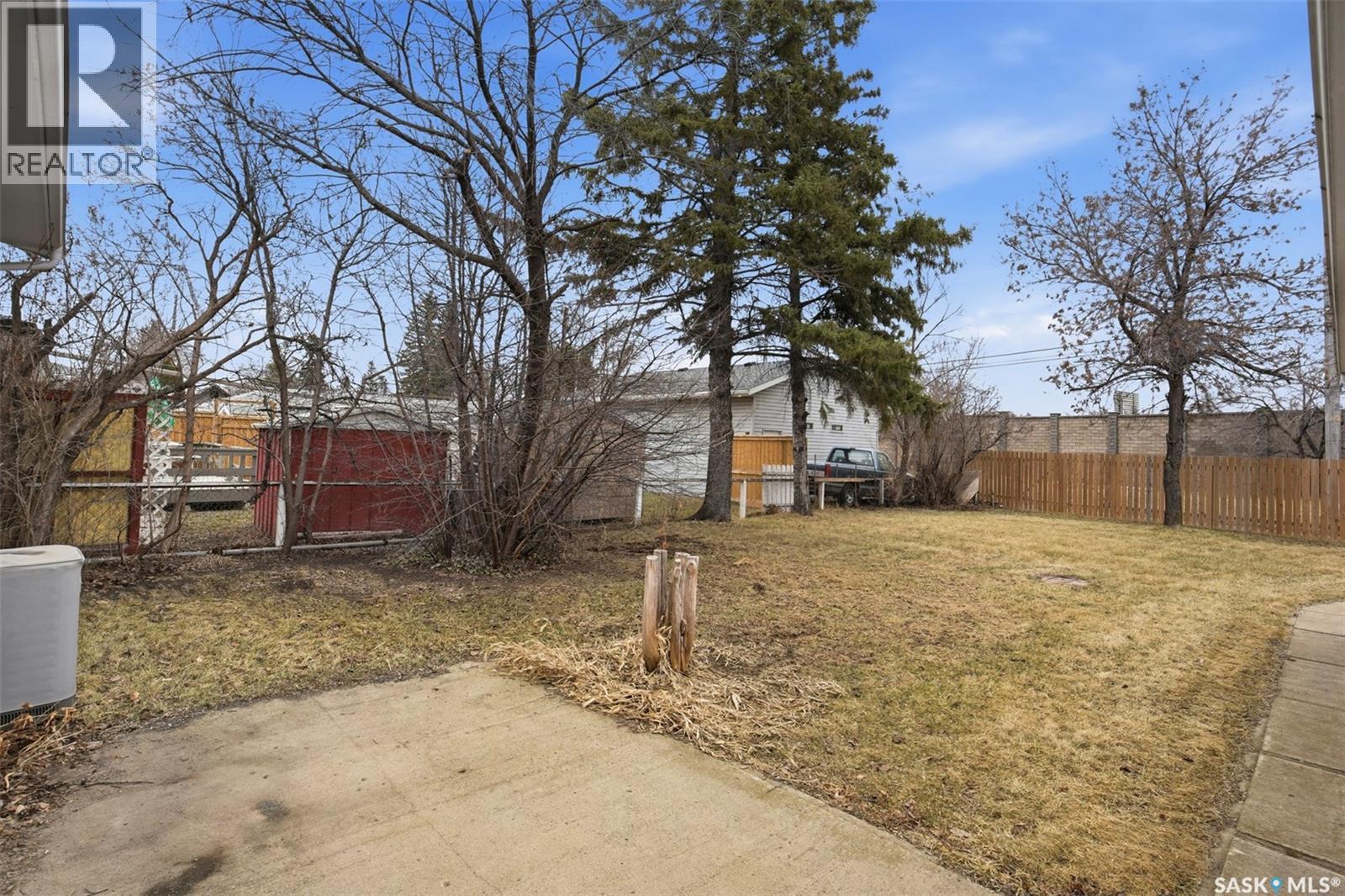 143 102nd Street W, Saskatoon, Saskatchewan  S7N 1M7 - Photo 30 - SK033724