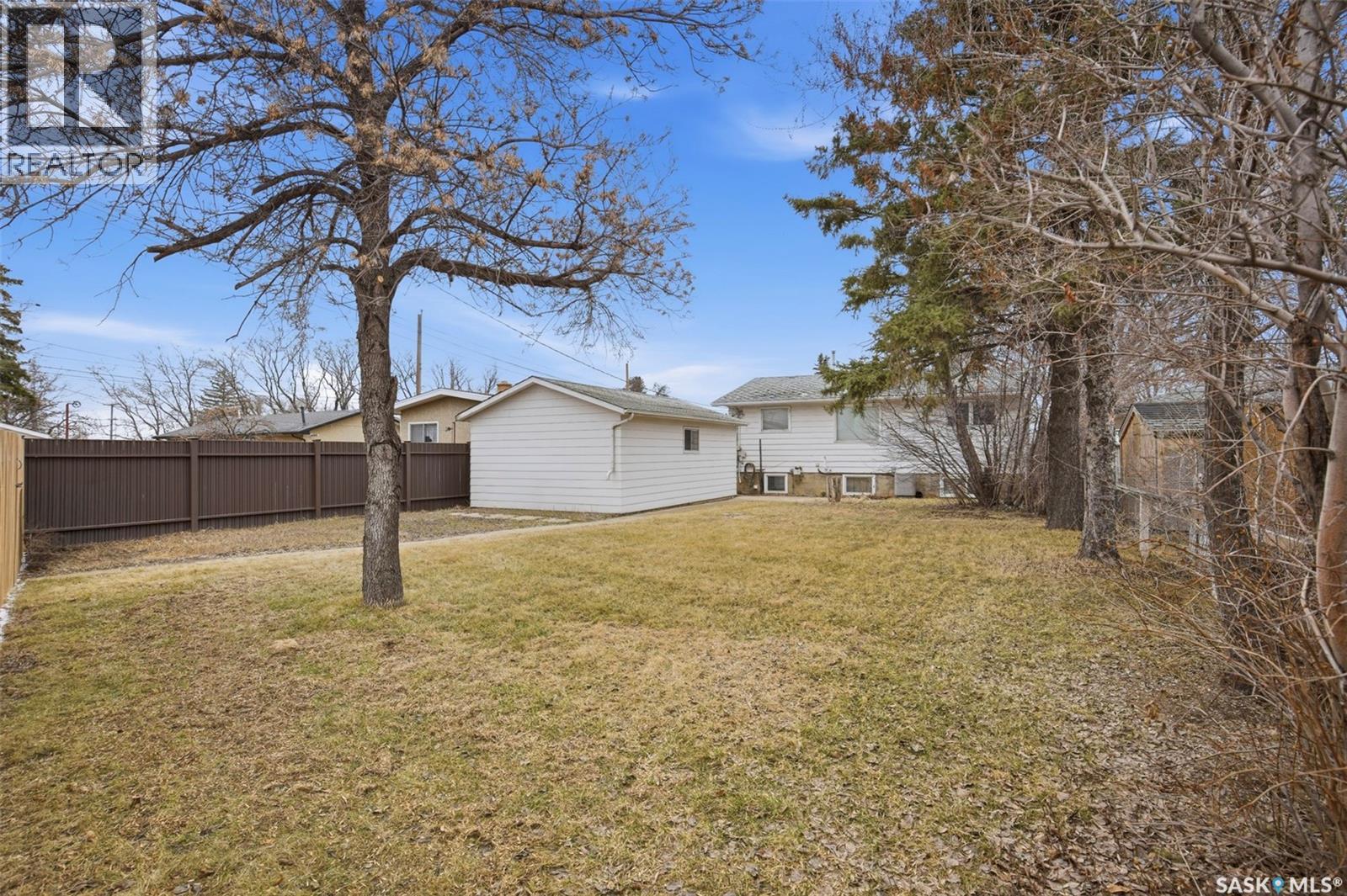 143 102nd Street W, Saskatoon, Saskatchewan  S7N 1M7 - Photo 29 - SK033724