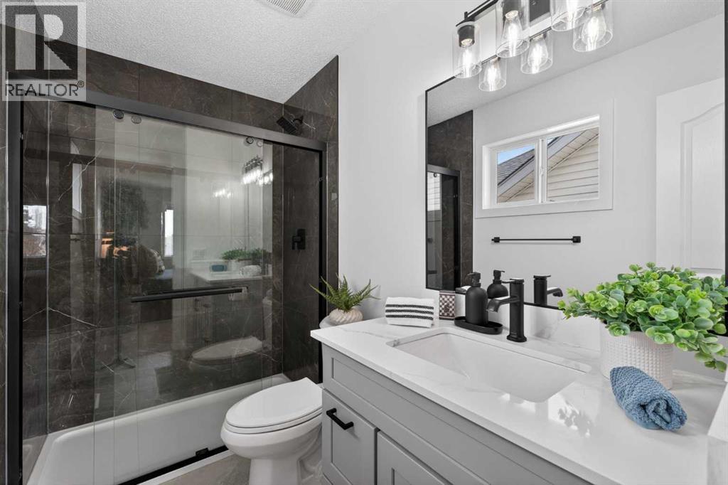 10 Somerglen Crescent SW, Calgary, Alberta  T2Y 3L6 - Photo 24 - A2302628