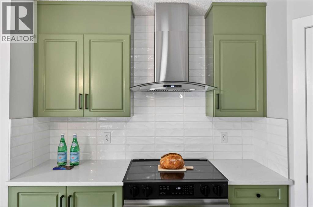 10 Somerglen Crescent SW, Calgary, Alberta  T2Y 3L6 - Photo 8 - A2302628