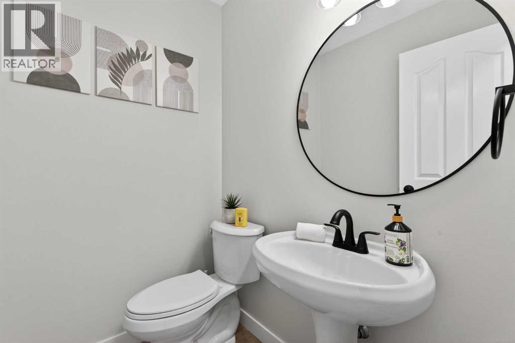 10 Somerglen Crescent SW, Calgary, Alberta  T2Y 3L6 - Photo 17 - A2302628