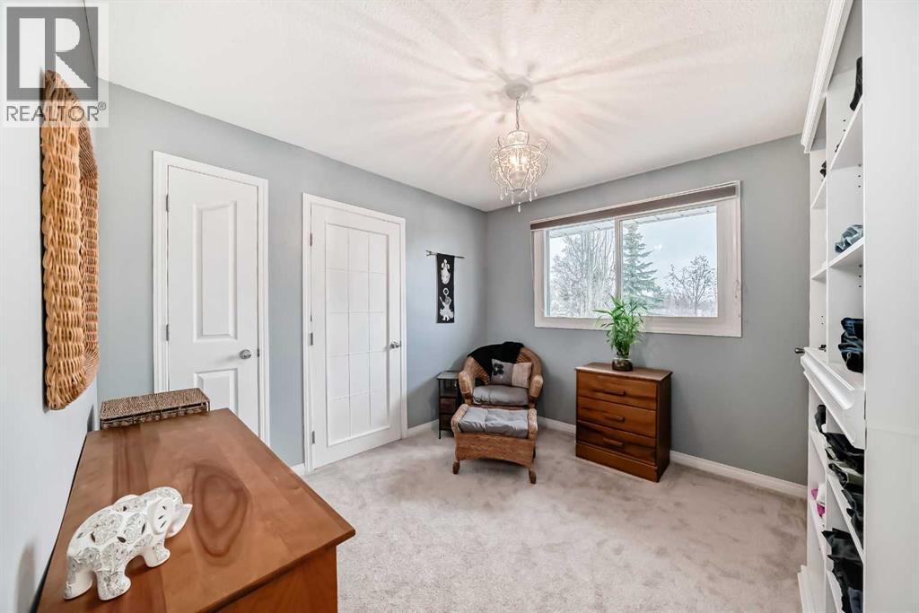 716 Queensland Drive SE, Calgary, Alberta  T2J 4S9 - Photo 16 - A2303354