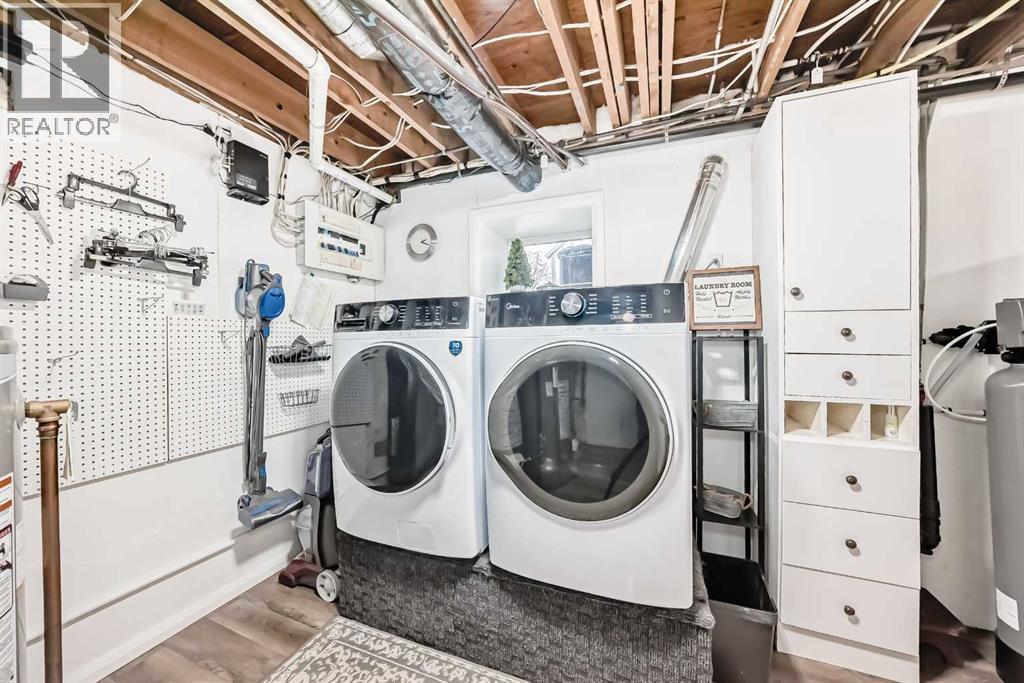 716 Queensland Drive SE, Calgary, Alberta  T2J 4S9 - Photo 26 - A2303354