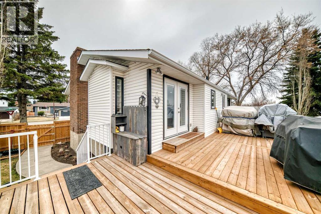 716 Queensland Drive SE, Calgary, Alberta  T2J 4S9 - Photo 29 - A2303354