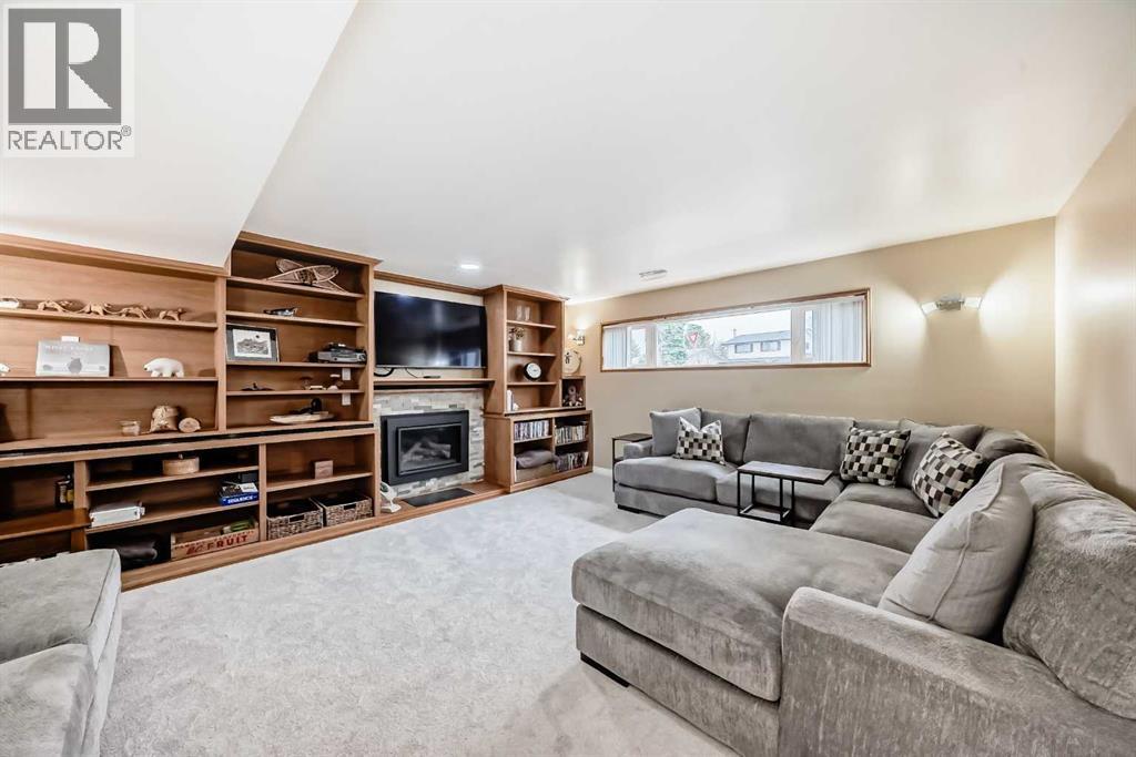 716 Queensland Drive SE, Calgary, Alberta  T2J 4S9 - Photo 20 - A2303354