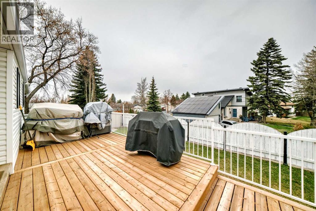 716 Queensland Drive SE, Calgary, Alberta  T2J 4S9 - Photo 28 - A2303354