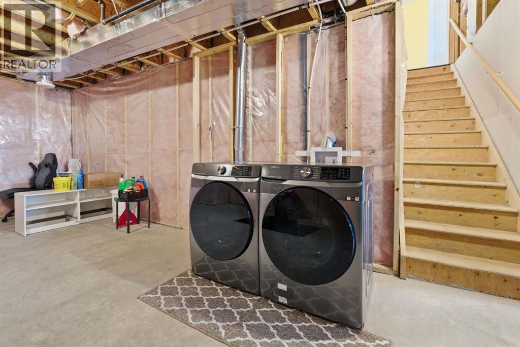 403, 110 Coopers Common SW, Airdrie, Alberta  T4B 3Y3 - Photo 29 - A2303776