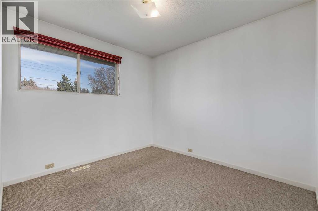 248 Huntcroft Road Ne, Calgary, Alberta  T2K 4E2 - Photo 14 - A2304860