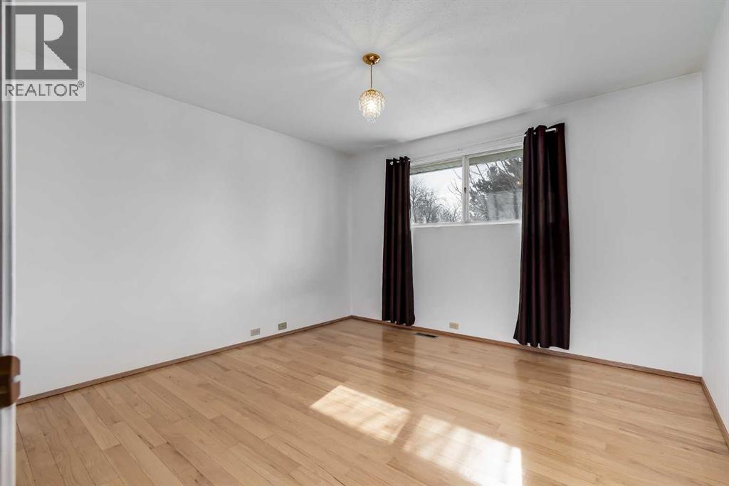 248 Huntcroft Road Ne, Calgary, Alberta  T2K 4E2 - Photo 16 - A2304860