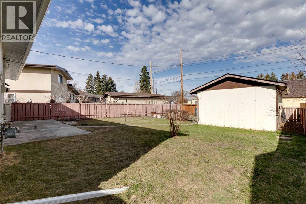 248 Huntcroft Road Ne, Calgary, Alberta  T2K 4E2 - Photo 29 - A2304860