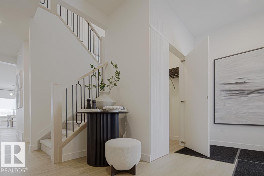 20715 40 Av Nw, Edmonton, Alberta  T6M 3G1 - Photo 3 - E4484212