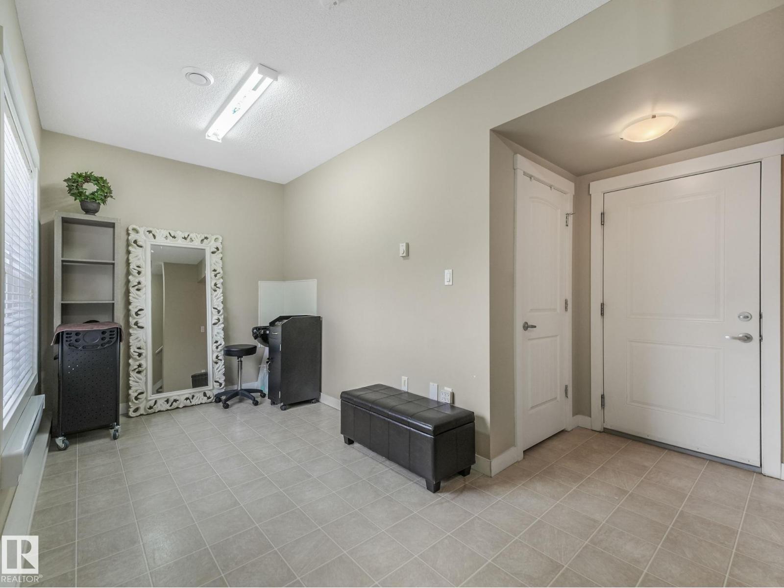 #96 8315 180 Av Nw, Edmonton, Alberta  T5Z 0J2 - Photo 3 - E4484215