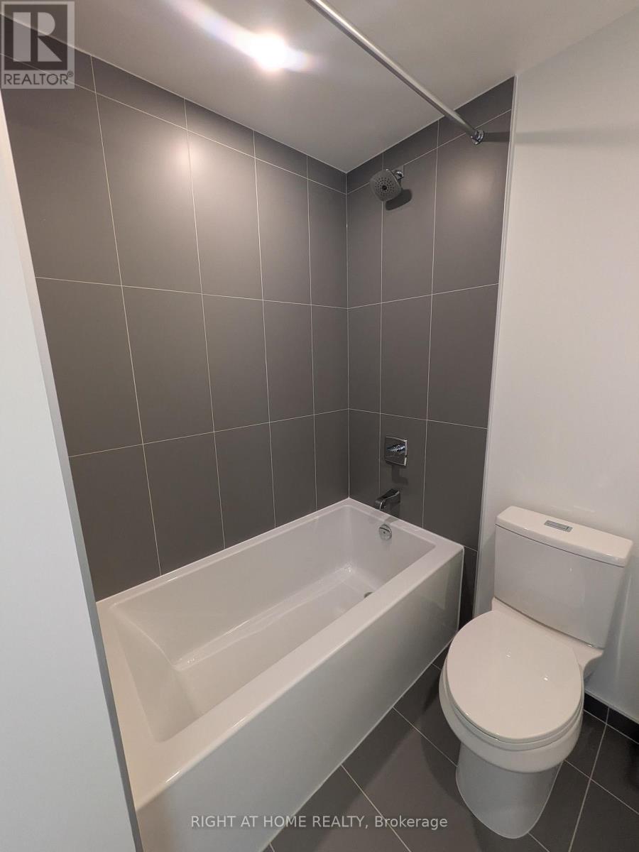 2401 - 60 Central Park Roadway Road, Toronto, Ontario  M9A 3K1 - Photo 5 - W13043970