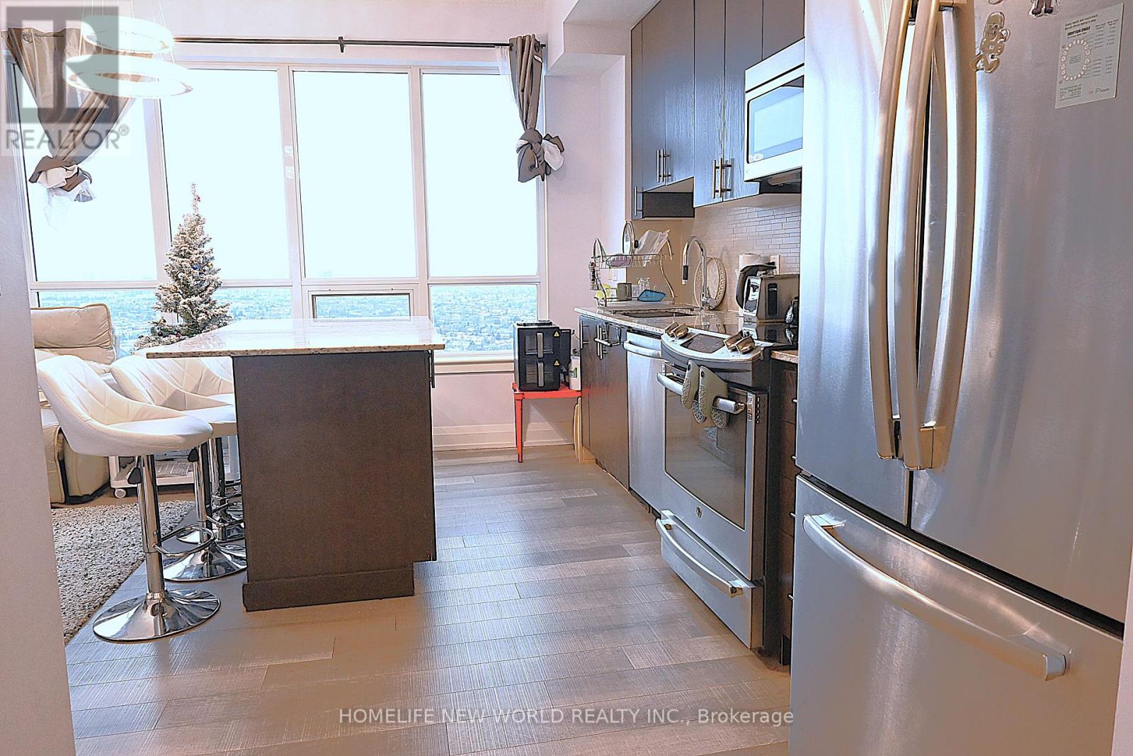 Ph2-08 - 7161 Yonge Street, Markham, Ontario  L3T 0C8 - Photo 3 - N12608768