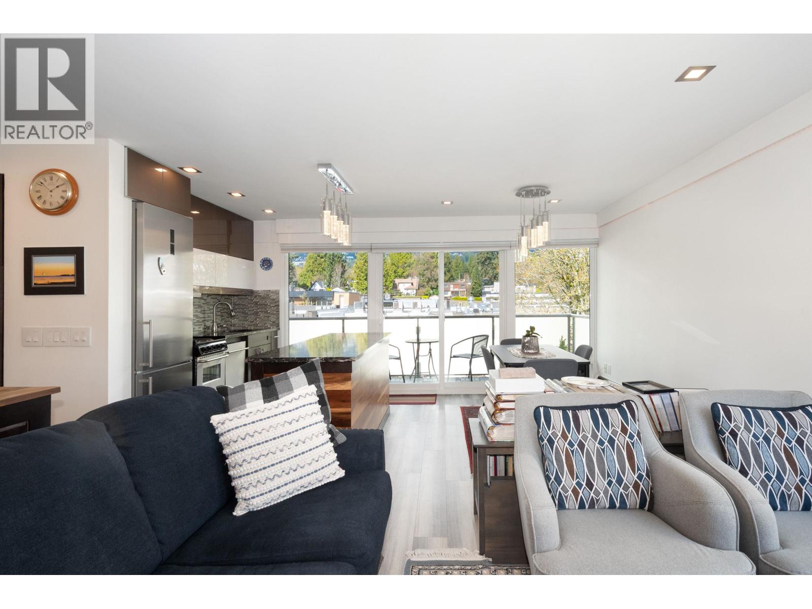 303 1845 Bellevue Avenue, West Vancouver, British Columbia  V7V 1B2 - Photo 11 - R3110244