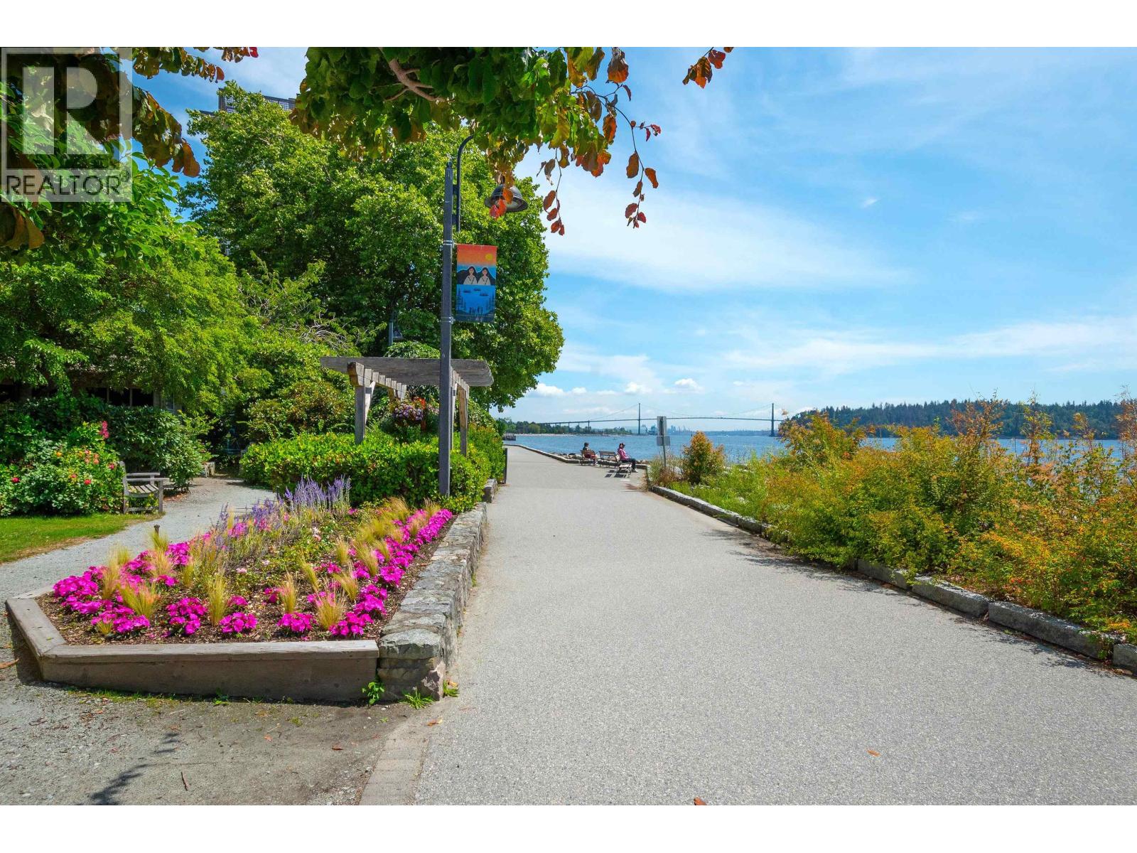 303 1845 Bellevue Avenue, West Vancouver, British Columbia  V7V 1B2 - Photo 23 - R3110244