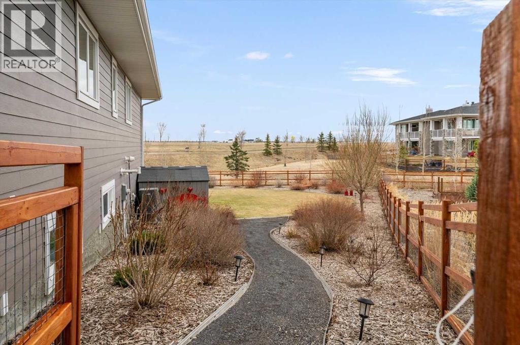 24 Pipit Bay, Rural Rocky View County, Alberta  T3Z 0C9 - Photo 38 - A2304715