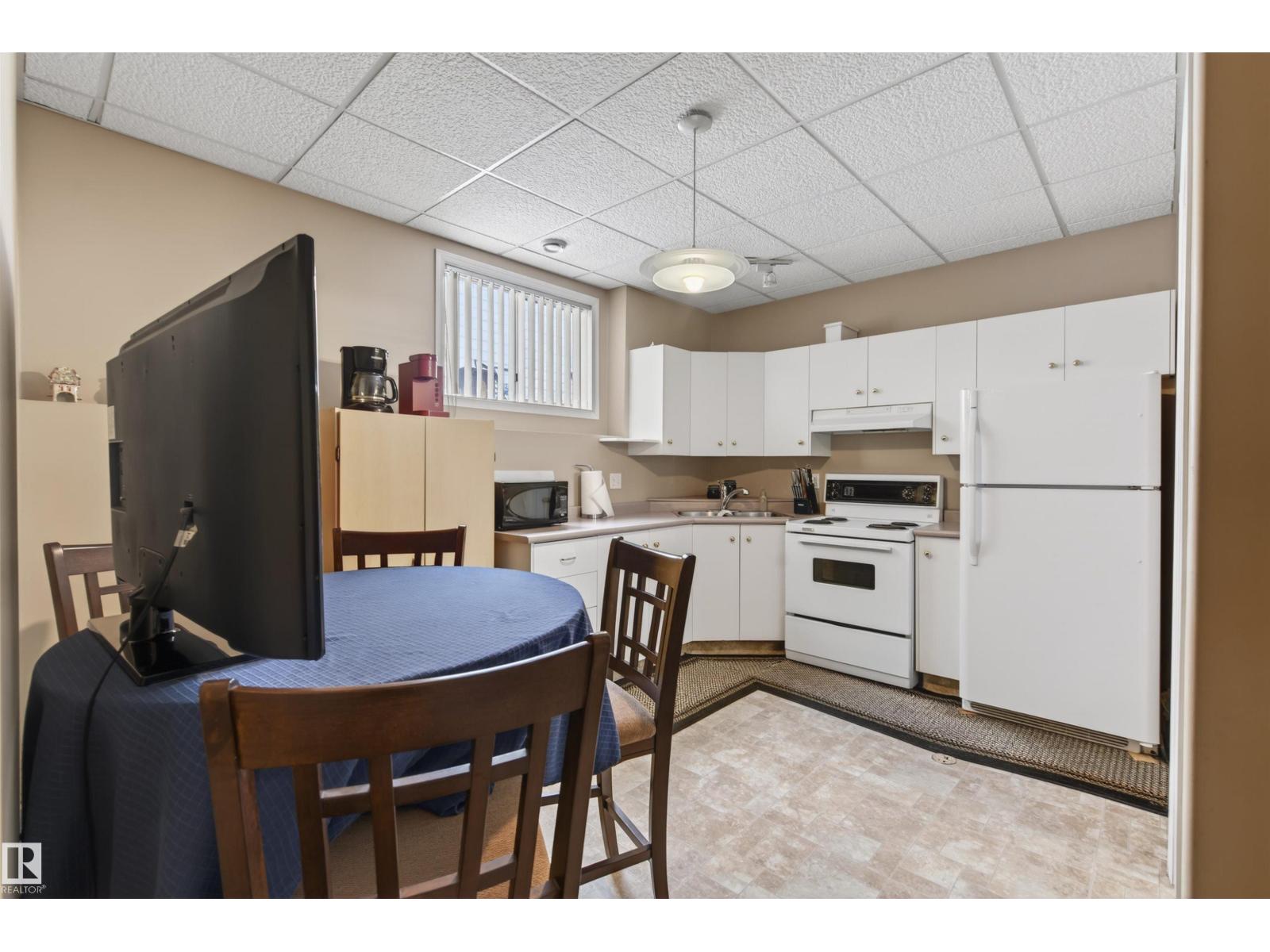 6111 53 Av, Cold Lake, Alberta  T9M 1V5 - Photo 21 - E4484221