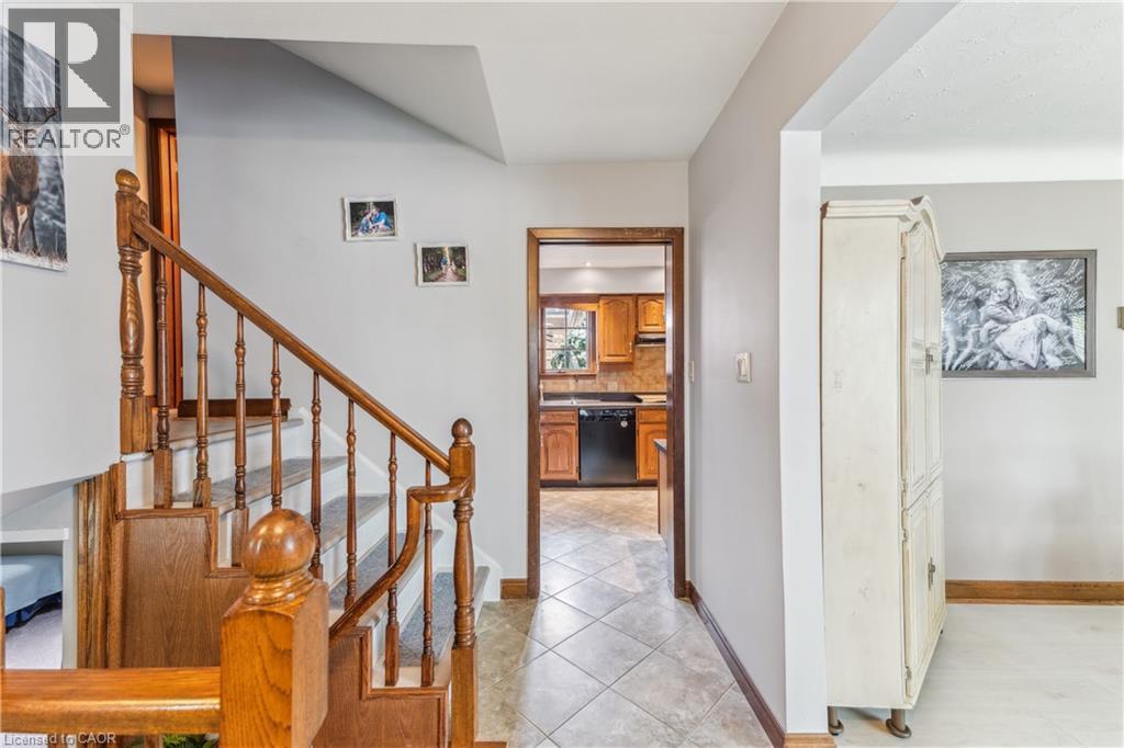 6845 Wilinger Street, Niagara Falls, Ontario  L2J 2B5 - Photo 10 - 40811938