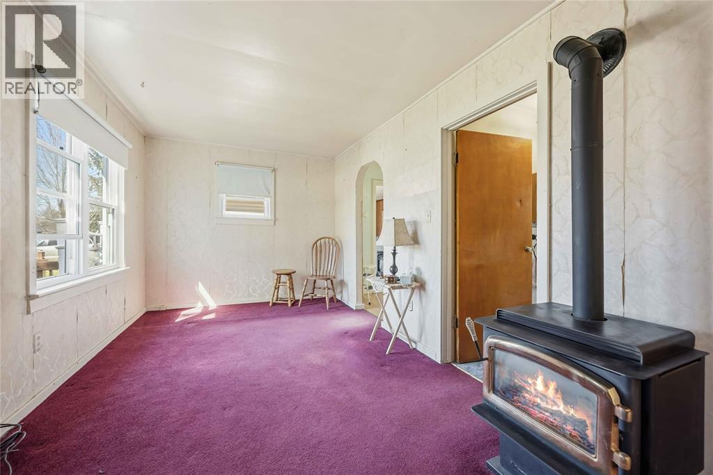 4460 Petrolia Line, Petrolia, Ontario  N0N 1R0 - Photo 6 - 26007986