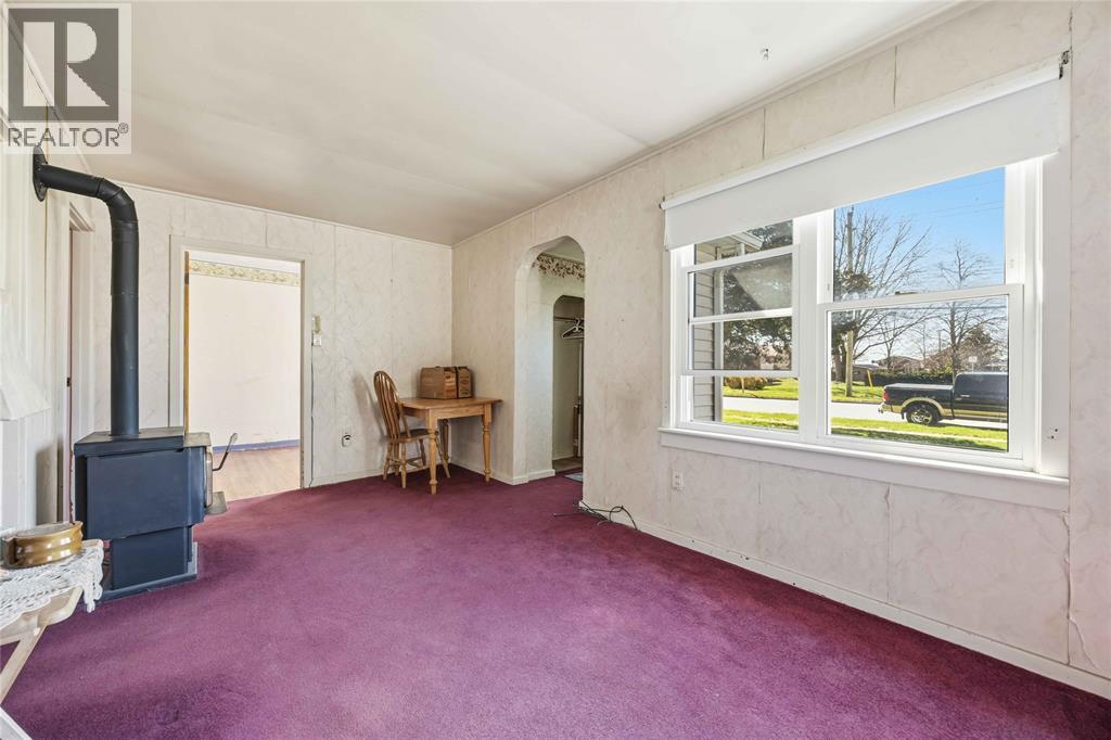 4460 Petrolia Line, Petrolia, Ontario  N0N 1R0 - Photo 5 - 26007986