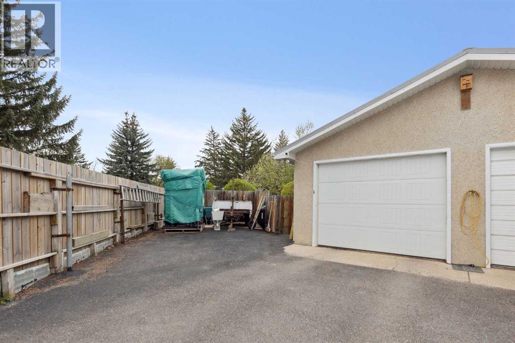 201 11 Avenue SW, High River, Alberta  T0L 1B0 - Photo 37 - A2222022