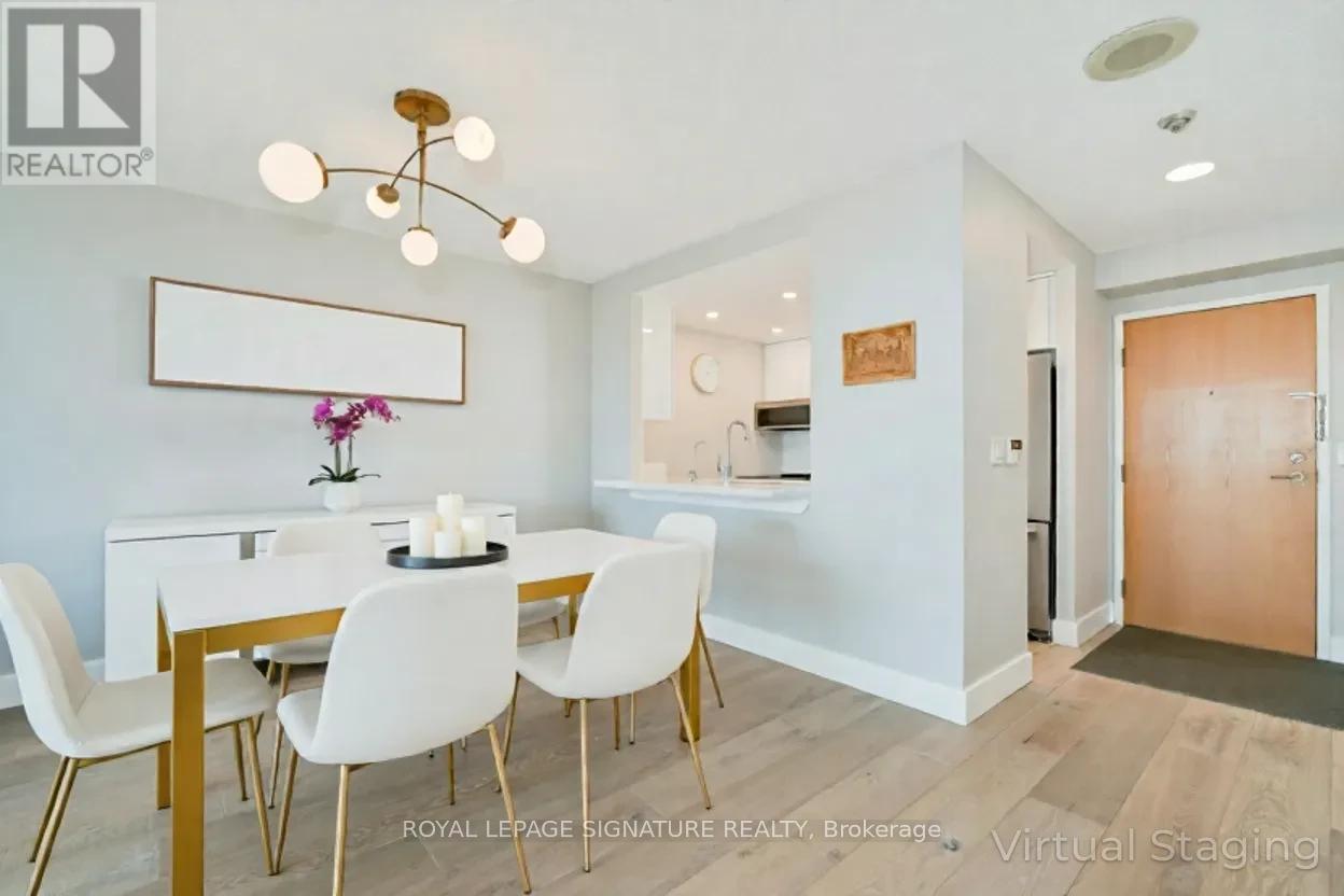 2812 - 7 Concorde Place, Toronto, Ontario  M3C 3N4 - Photo 3 - C13043976