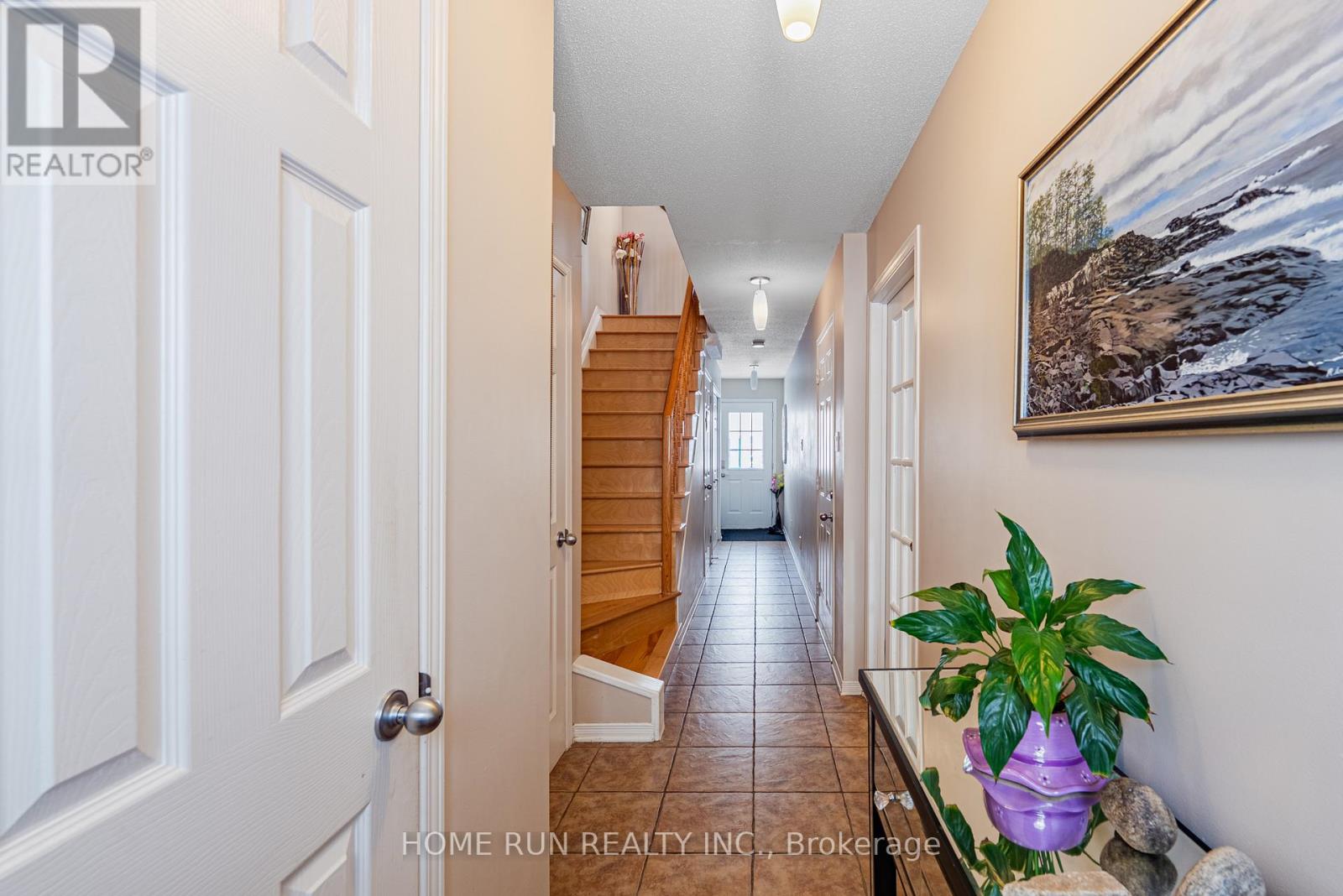 207 - 90 Edenvale Drive, Ottawa, Ontario  K2K 3N9 - Photo 3 - X12822180