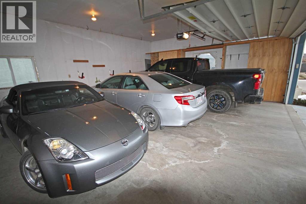 25 Willow Springs Crescent, Sylvan Lake, Alberta  T4S 1G1 - Photo 2 - A2302930