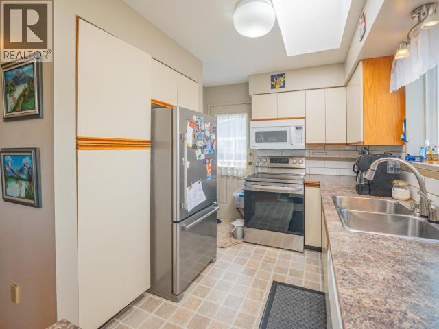 4263 Ontario Ave, Powell River, British Columbia  V8A 5A9 - Photo 7 - 19813