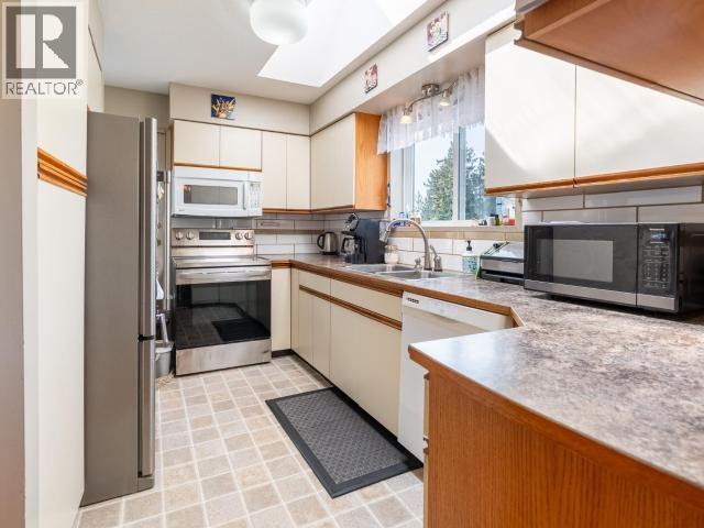 4263 Ontario Ave, Powell River, British Columbia  V8A 5A9 - Photo 6 - 19813