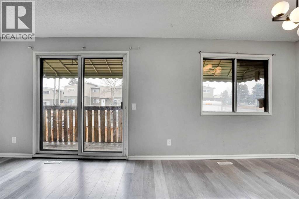 D, 903 44 Street Se, Calgary, Alberta  T2A 5K7 - Photo 11 - A2292053