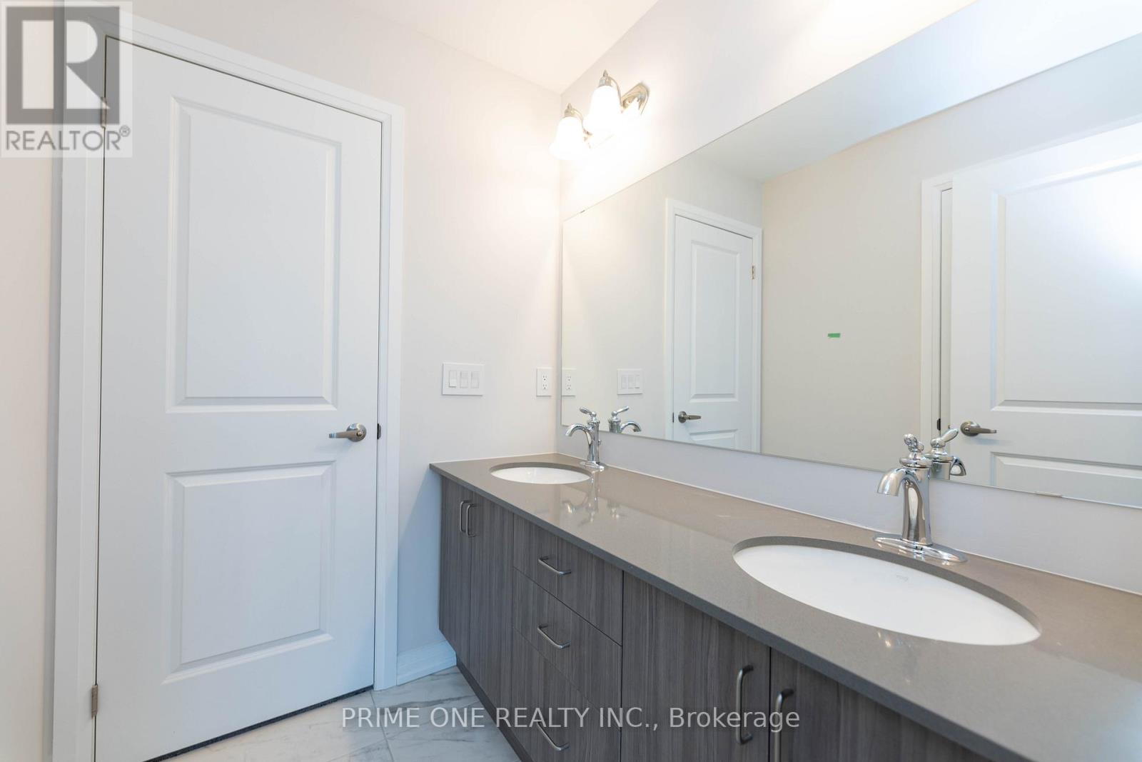 136 Blacklock Street, Cambridge, Ontario  N1S 0E3 - Photo 33 - X13043974