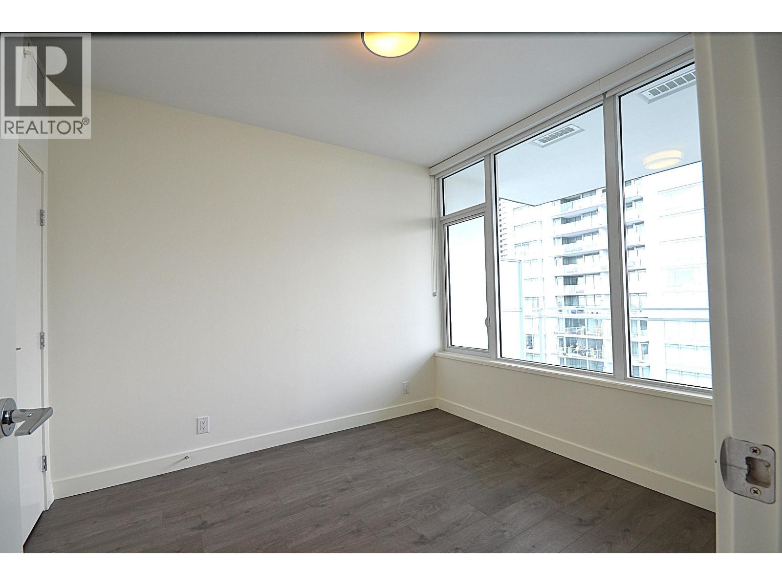 1001 5051 Imperial Street, Burnaby, British Columbia  V5J 0J3 - Photo 5 - R3112534