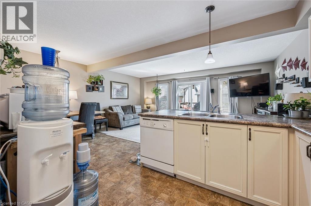 7 Upper Mercer Street Unit# M49, Kitchener, Ontario  N2A 0B9 - Photo 14 - 40818667