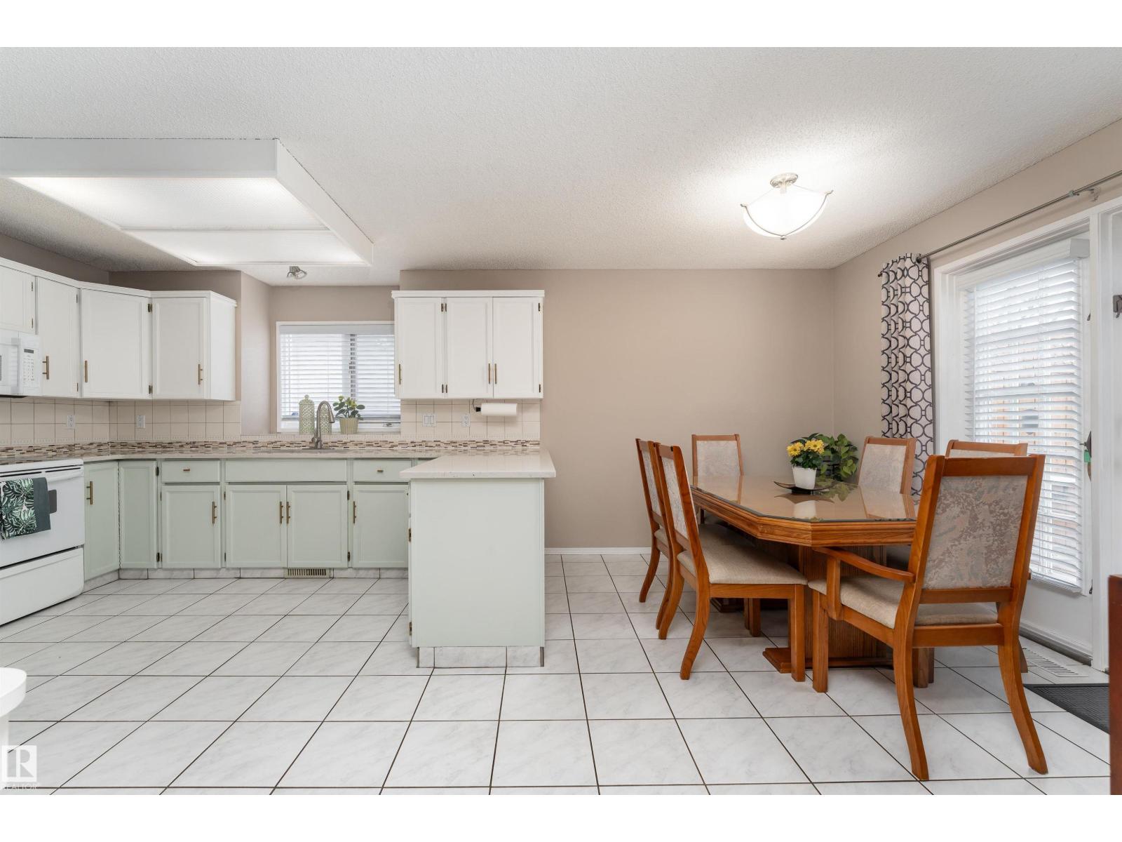 3627 146 Av Nw, Edmonton, Alberta  T5Y 2J6 - Photo 22 - E4484203